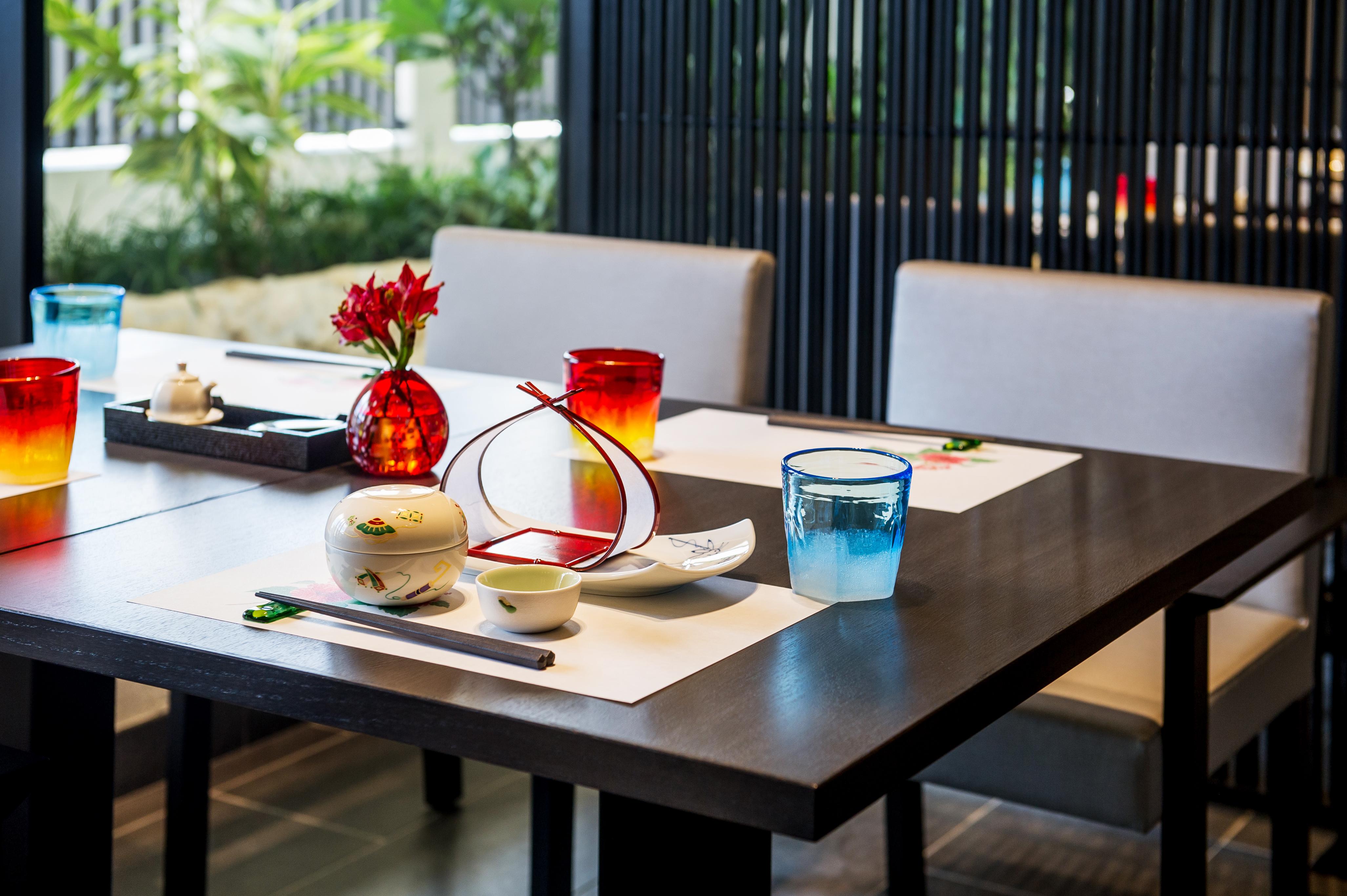 Hotel Monterey Okinawa Spa & Resort Онна Екстер'єр фото A table at a restaurant