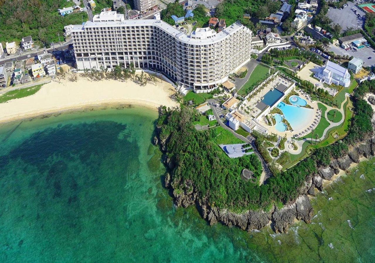 Hotel Monterey Okinawa Spa & Resort Онна Екстер'єр фото Aerial view