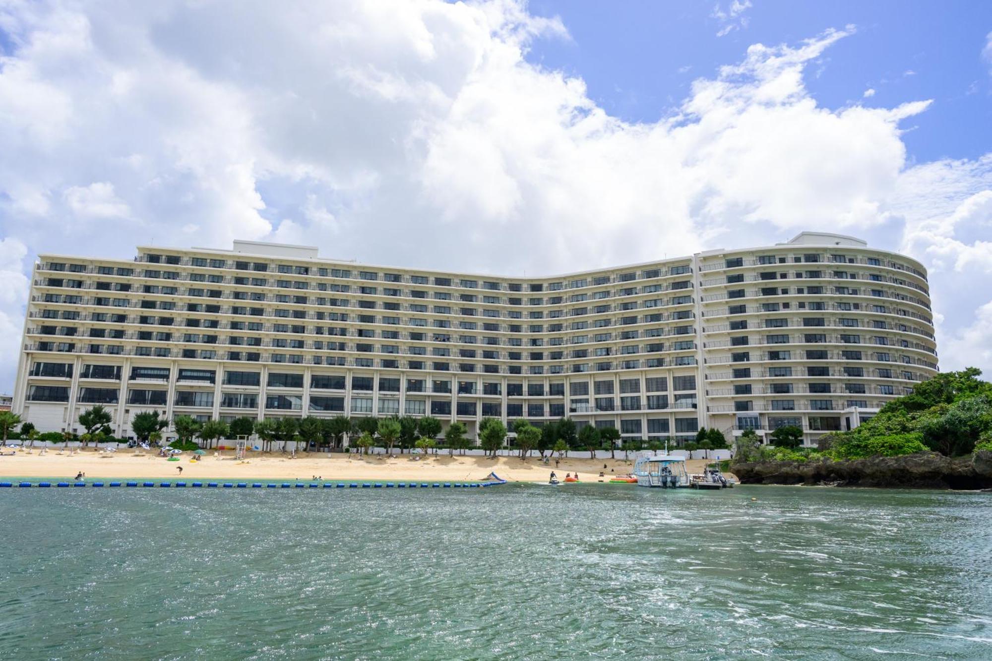 Hotel Monterey Okinawa Spa & Resort Онна Екстер'єр фото Hilton Okinawa