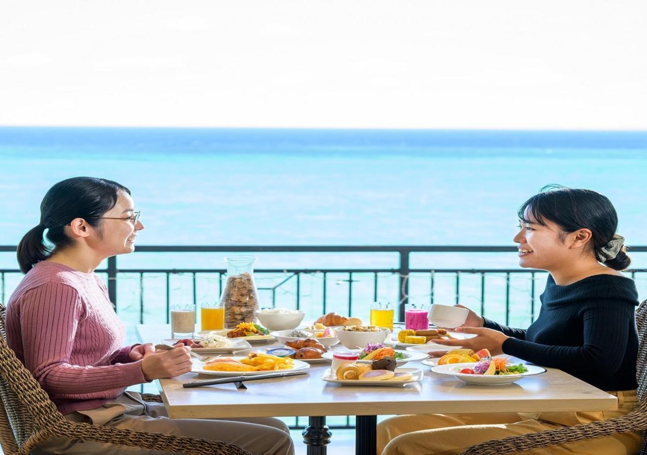 Hotel Monterey Okinawa Spa & Resort Онна Екстер'єр фото A breakfast at the hotel